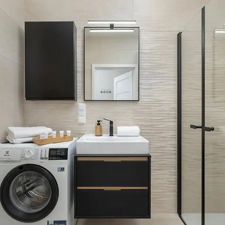 Daire Modern Air Conditioning & Parking By Renters