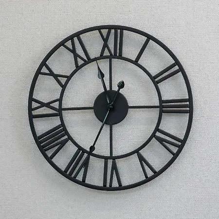 Modern Air Conditioning & Parking By Renters *