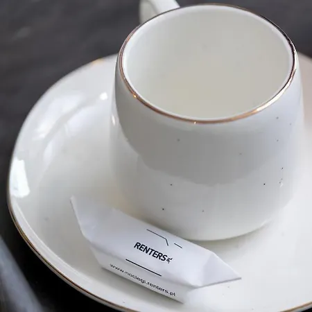 Modern Air Conditioning & Parking By Renters アパート