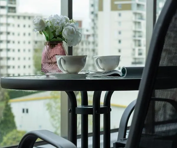 Modern Air Conditioning & Parking By Renters Rzeszow